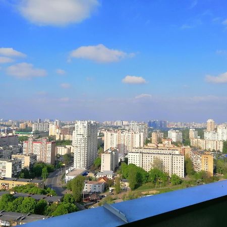 Видовая 25Й Этаж. Новый Дом. Шалимова, Isida. Шулявская, Гарматная, Индустриальный Мост. Космополитан. Большевик. Жд Вокзал. Kiew Exterior foto